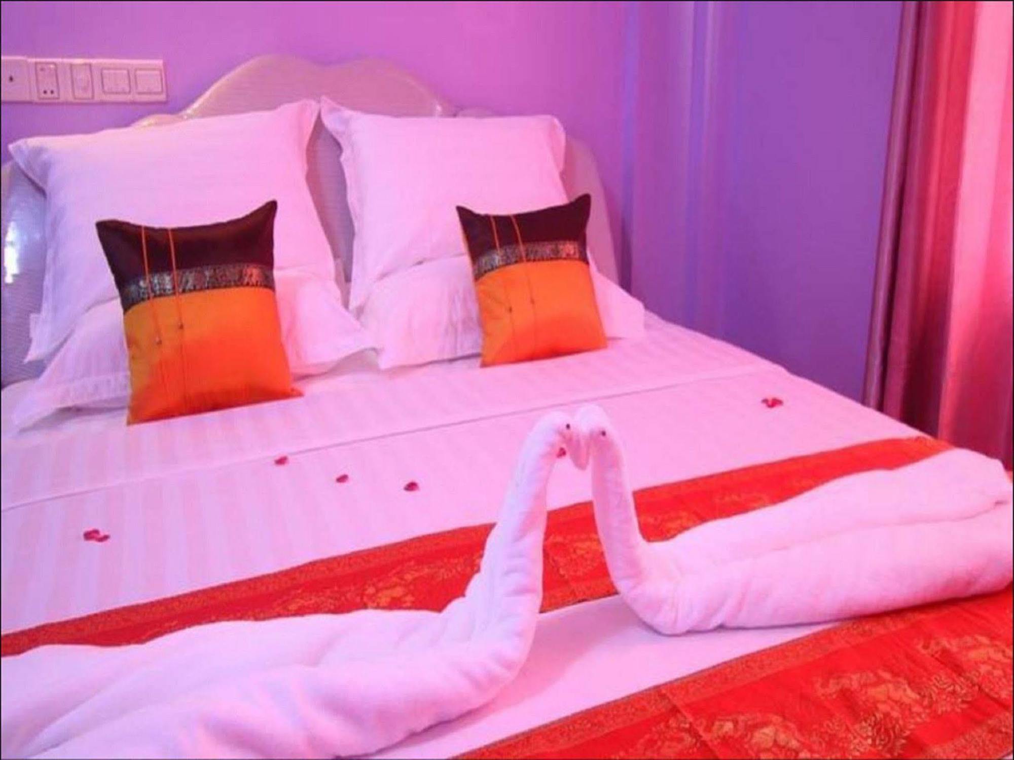 Royal Naung Yoe Hotel Mandalay Exteriör bild