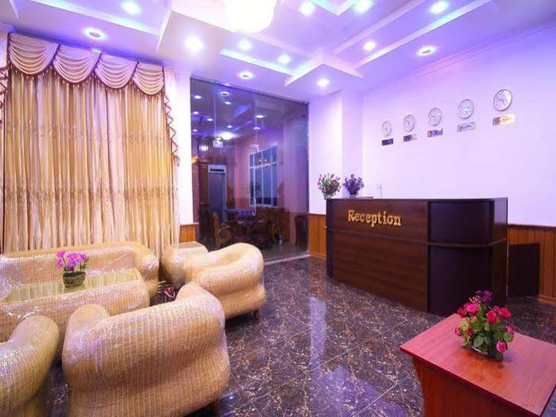 Royal Naung Yoe Hotel Mandalay Exteriör bild