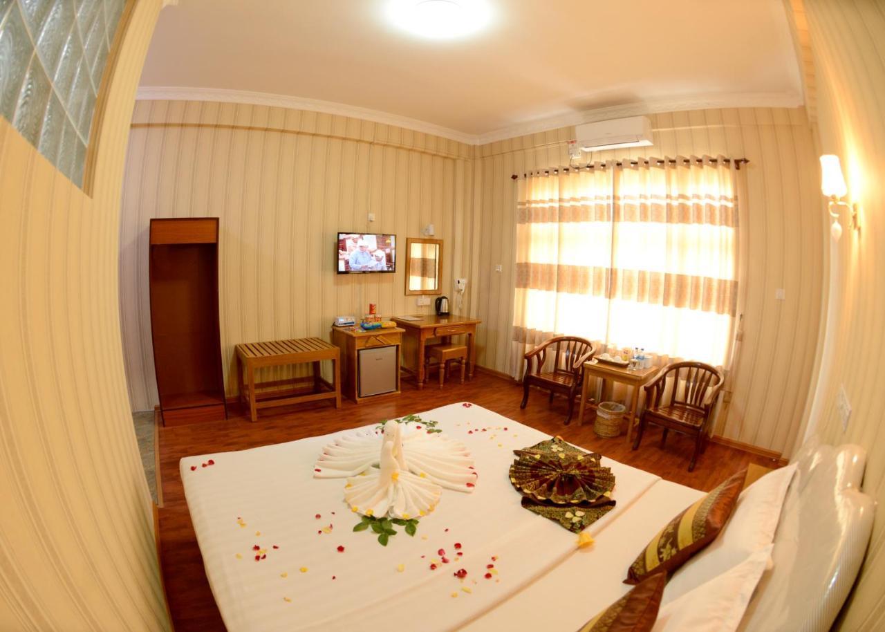 Royal Naung Yoe Hotel Mandalay Exteriör bild
