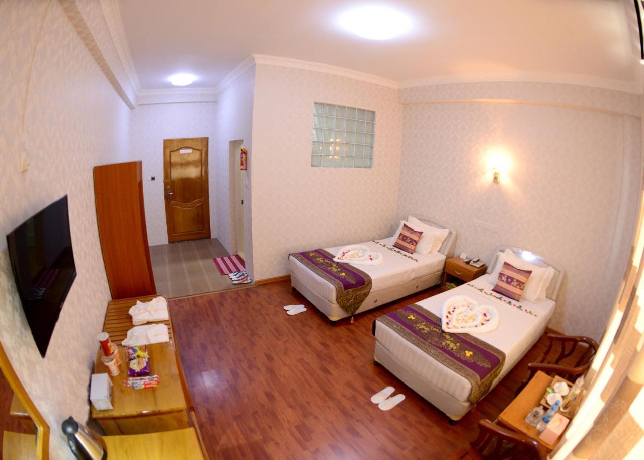Royal Naung Yoe Hotel Mandalay Exteriör bild